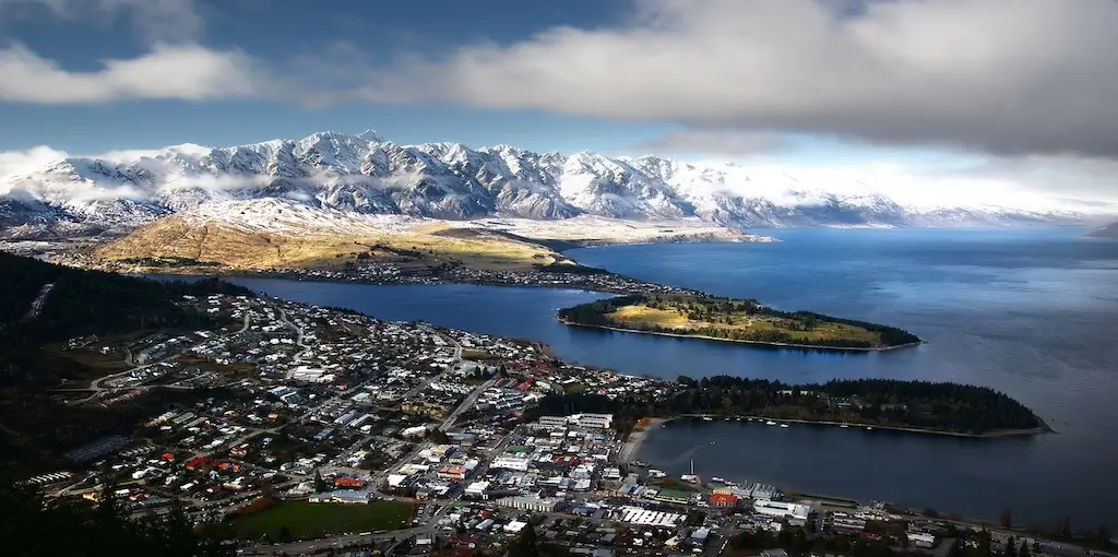 Queenstown-New-Zealand